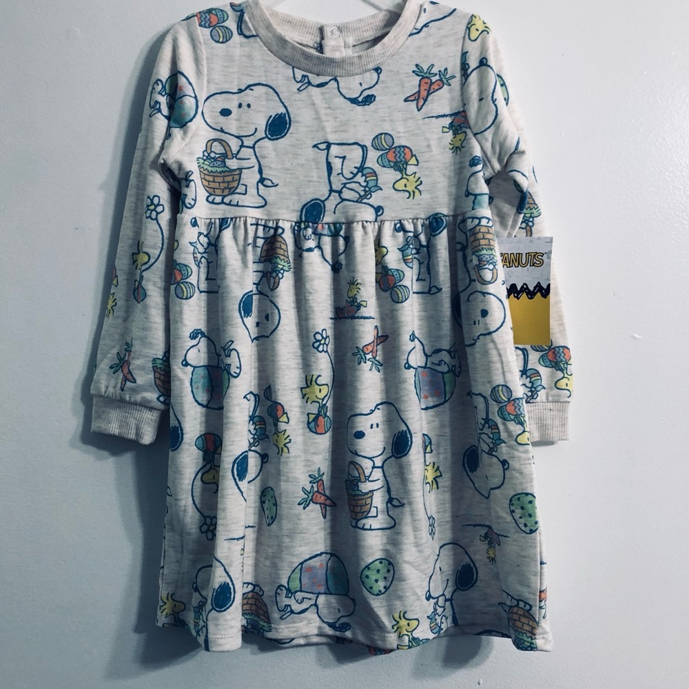 Baby Girl’s Peanuts Dress crewneck long sleeves cream. 4T